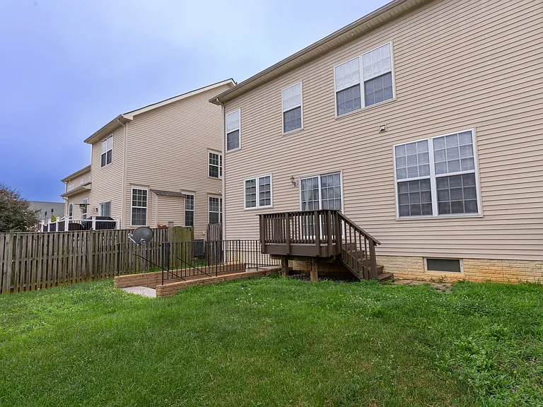 305 Lewisburg Ln — Photo 33