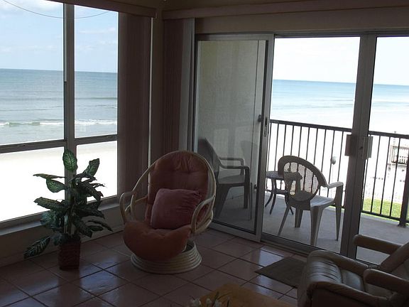 3rd image of 4831 Saxon Dr #2380