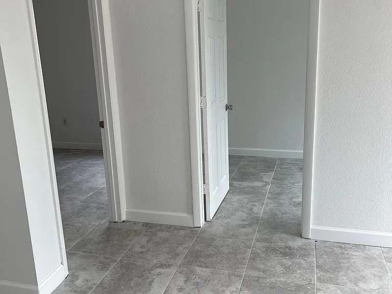 230 NW 64th St #3 — Photo 11