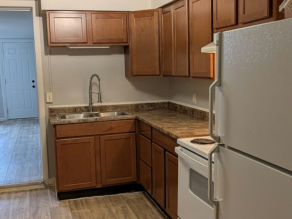 1st image of 35 Clinton St #35B