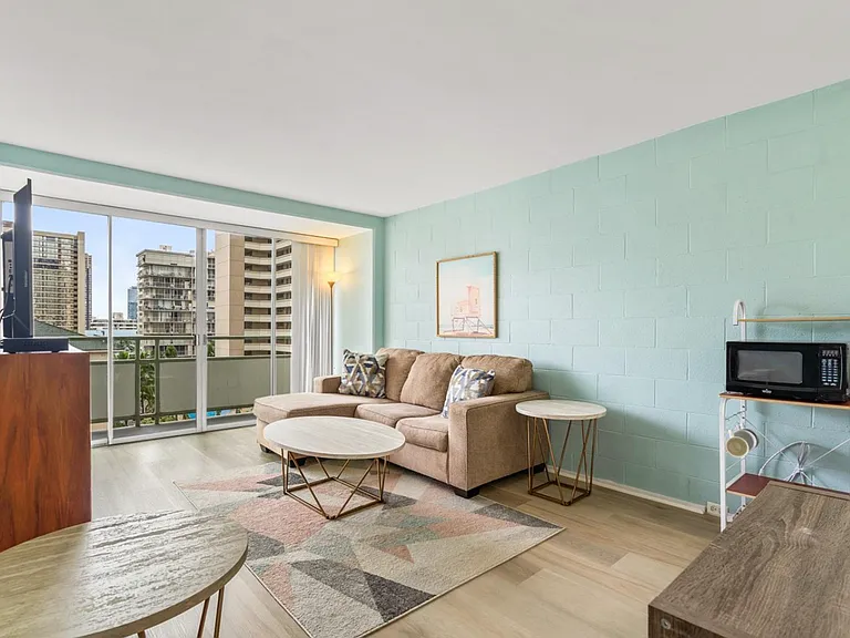 445 Kaiolu St #905-1 — Photo 4
