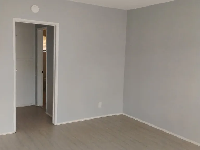5495 S Atlantic Ave #7 — Photo 11
