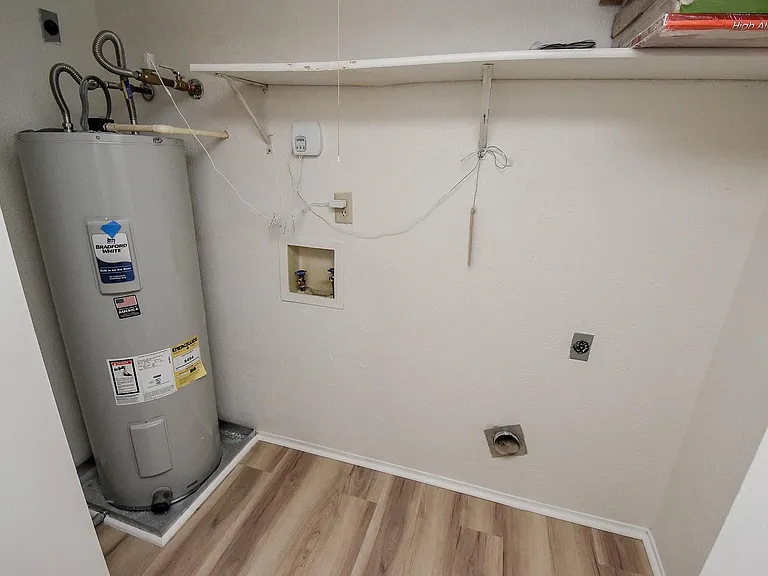 702 Tara Plantation Dr — Photo 18