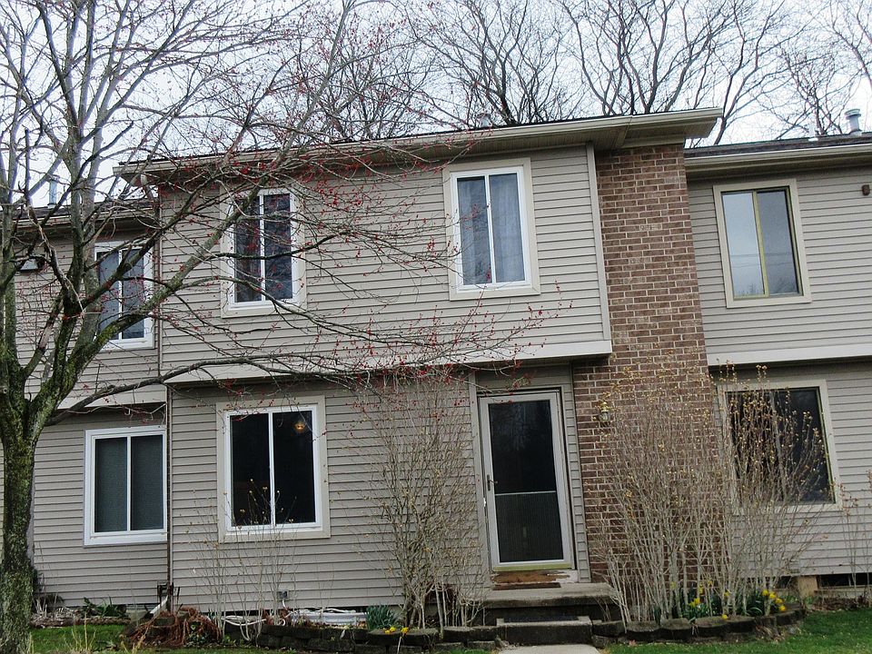 2nd image of 5806 Okemos Rd #37