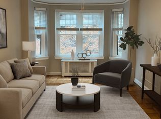 Westbury, Philadelphia, PA 19102