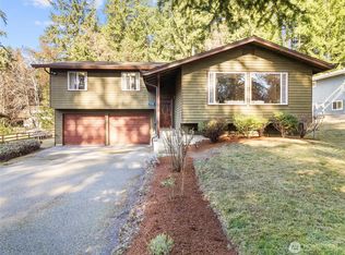 378 NW Brookwood Ln, Bremerton, WA 98311