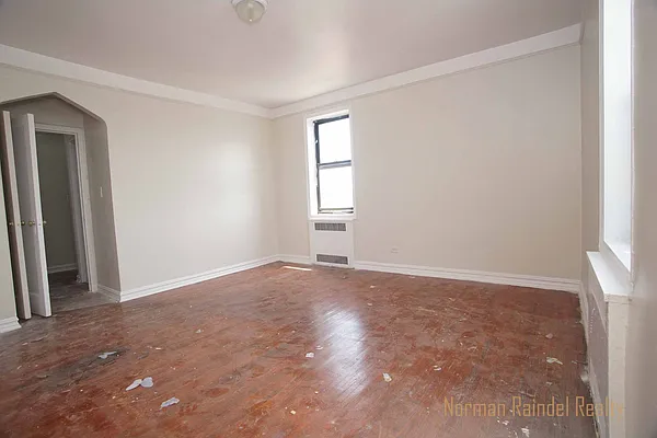 Rented by Norman Raindel, LREB | media 11