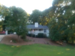 5127 Whispering Pines Dr, Gainesville, GA 30504
