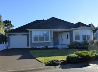 6375 SW Arbor Dr, Newport, OR 97366