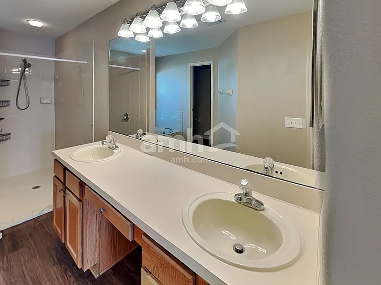 6435 Clair Shore Dr — Photo 11