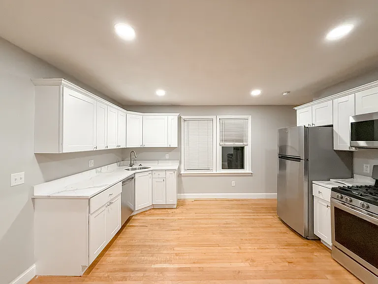 30 Mill St #2 — Photo 6