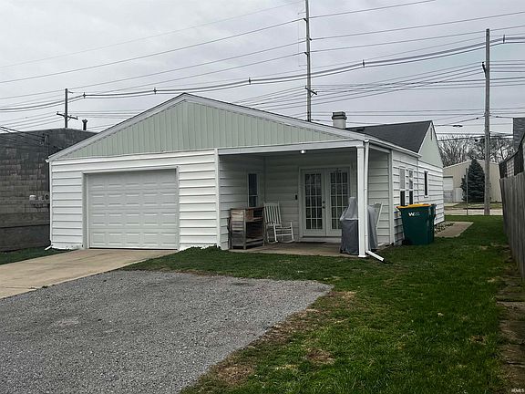 4th image of 805 S Logan St