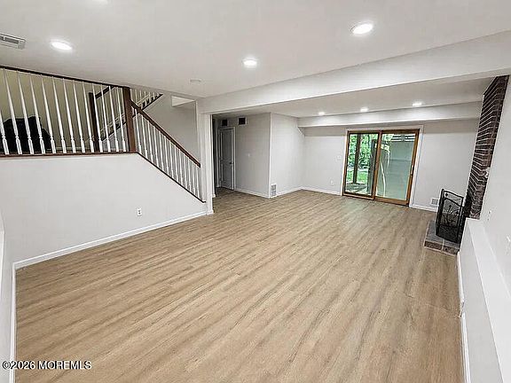 4th image of 10 Cambridge Drive