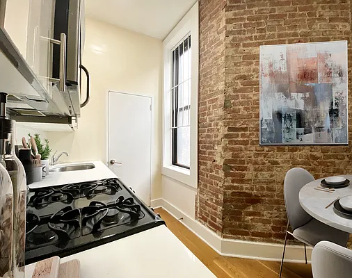 Rented by Voro NYC | media 4