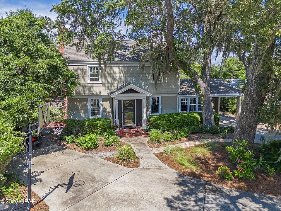 1st image of 427 Bunkers Cove Rd