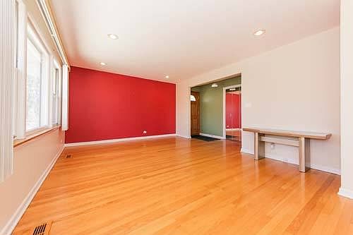 3rd image of 9124 N Crawford Ave