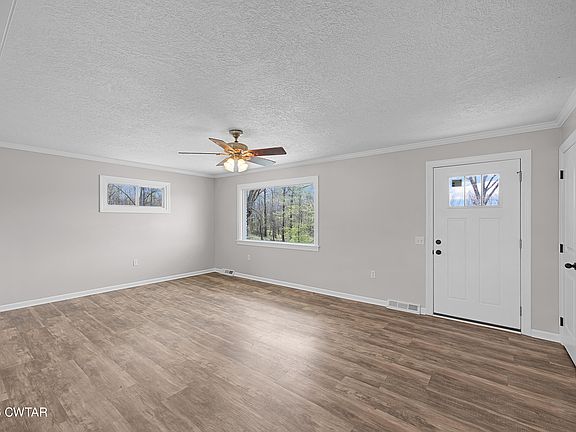 3rd image of 630 Mitchell Rd