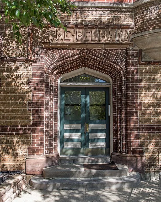 The Pelham — Photo 2