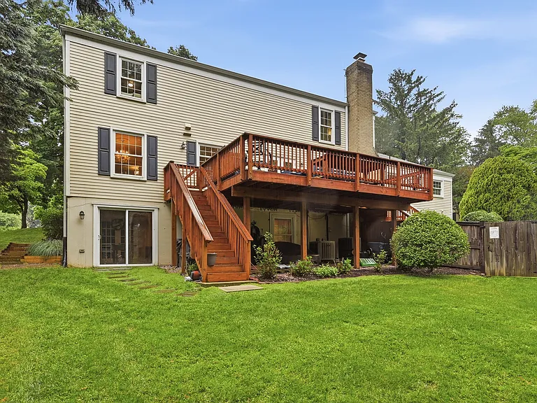 911 Riva Ridge Dr — Photo 55