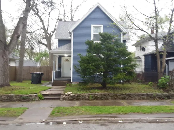 1718 Marine St, South Bend, IN 46613