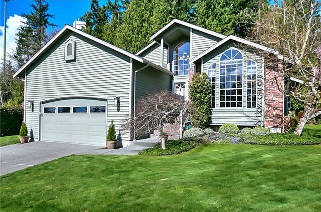 1st image of 22118 NE 11th Pl
