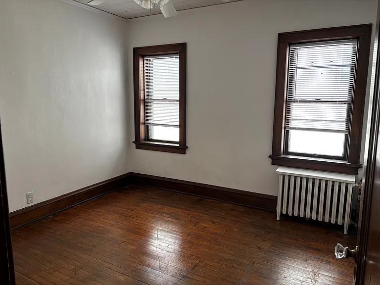 3546 N Oakland Ave #7 — Photo 7