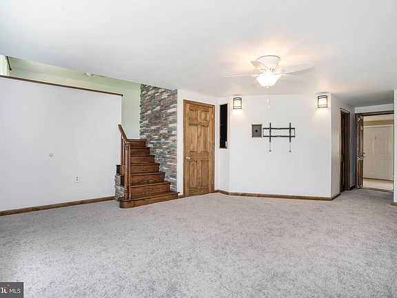 5th image of 4706 Old Capitol Trl