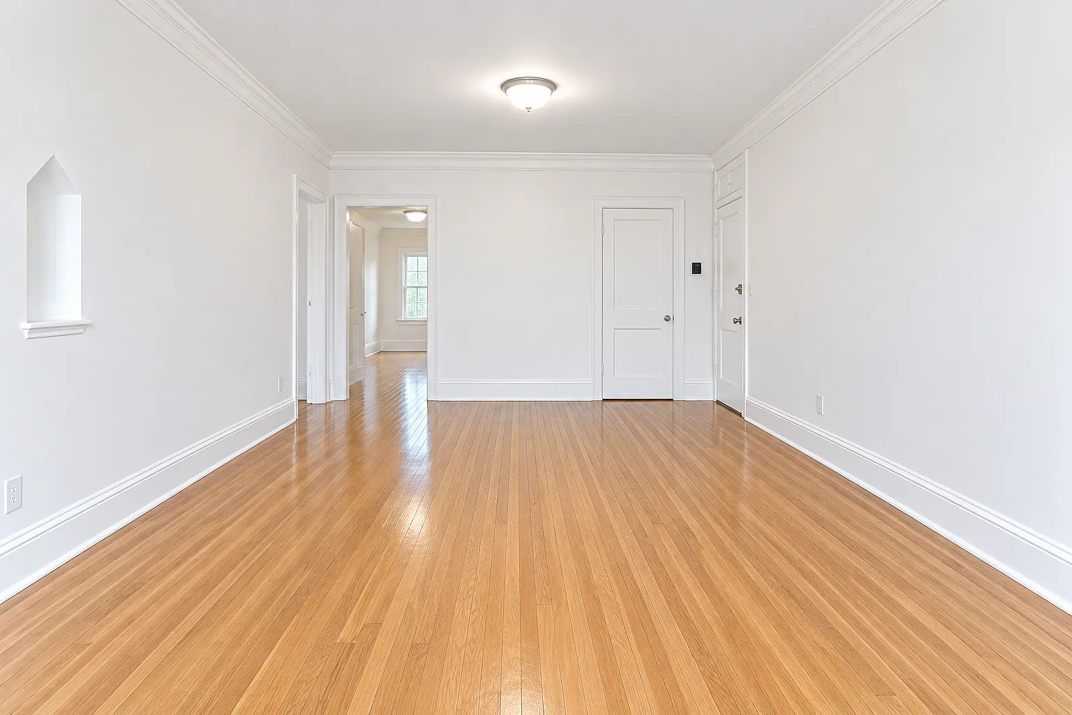 1 bed, $1,049 — Photo 1