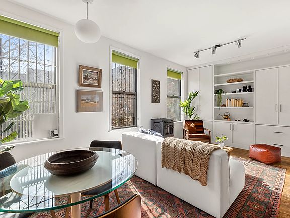 2nd image of 1264 Amsterdam Ave APT 2B