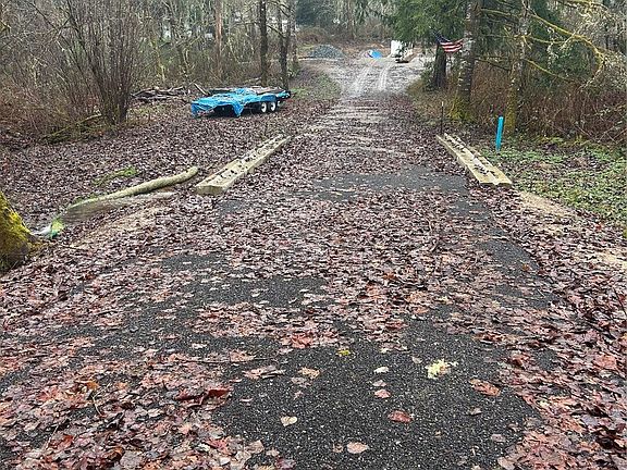 2nd image of 5214 Lerch Road