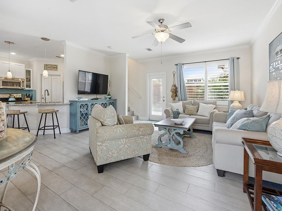 1st image of 22 Las Palmas Way