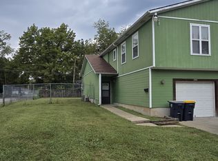 7140 Askew Ave, Kansas City, MO 64132