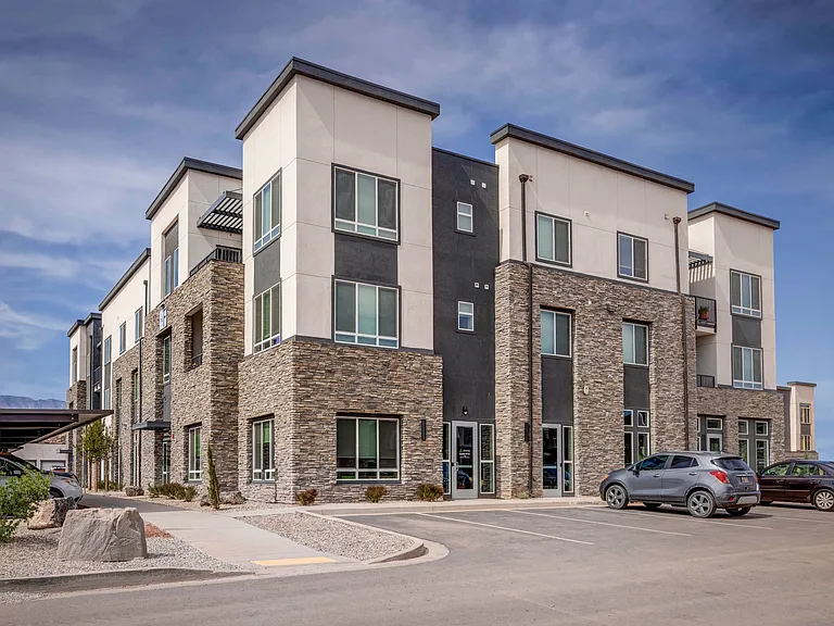 Aspire Apartment Homes — Photo 36