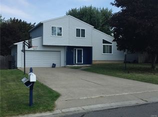 6109 Rossland Cir, Cicero, NY 13039