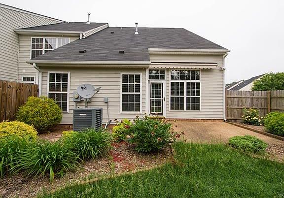 4th image of 5912 Eagles Crest Dr Unit 5912