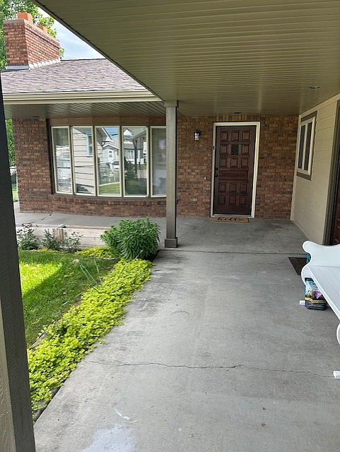 1st image of 321 Foster Ln Unit 1