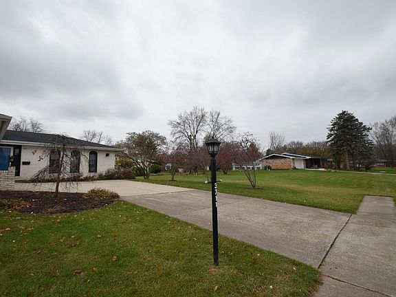 2nd image of 3711 E 34th Ave