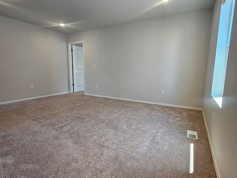 4268 SE Elijah Ct — Photo 10