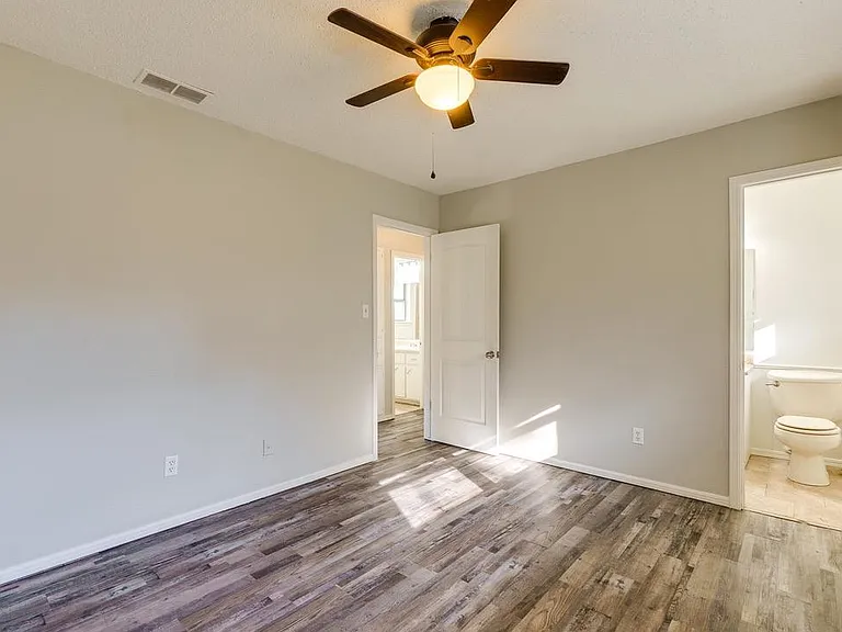 1603 Sheffield Dr — Photo 15