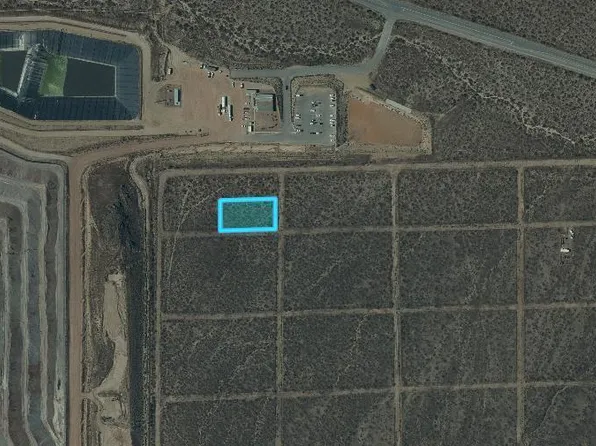 Mohawk Ave, Mojave, CA 93501