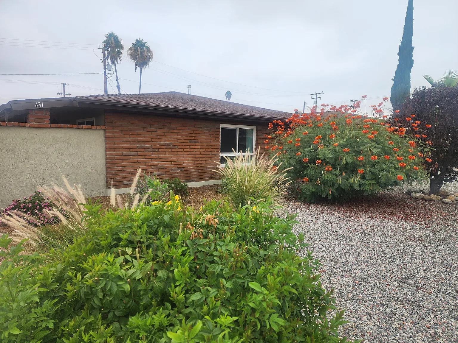 2 bed, 875 sqft, $2,370 — Photo 1