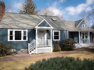8 Cary Ave, Lexington, MA 02421