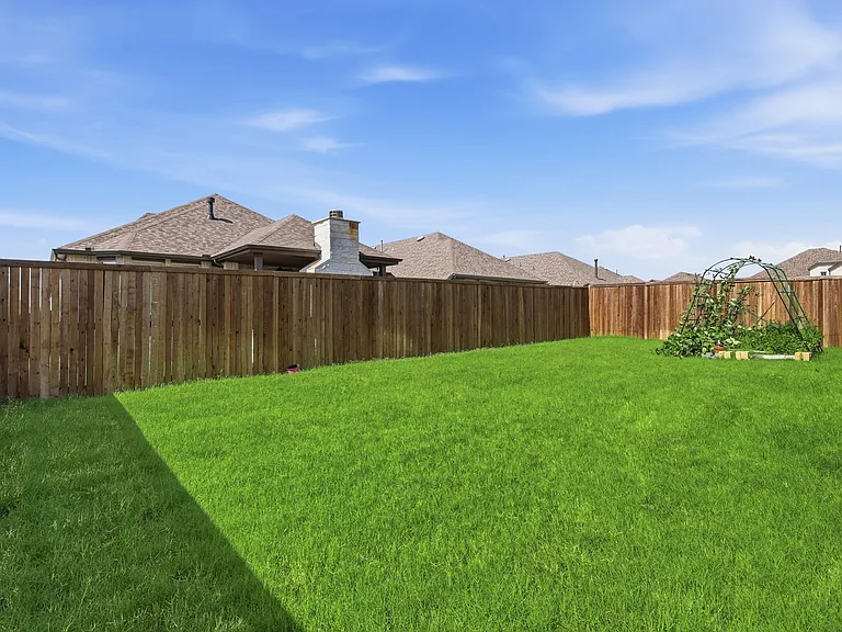 3006 Milton Dr — Photo 32
