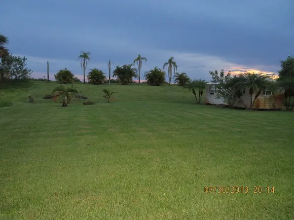 373 SW Kestor Dr, Port Saint Lucie, FL 34953