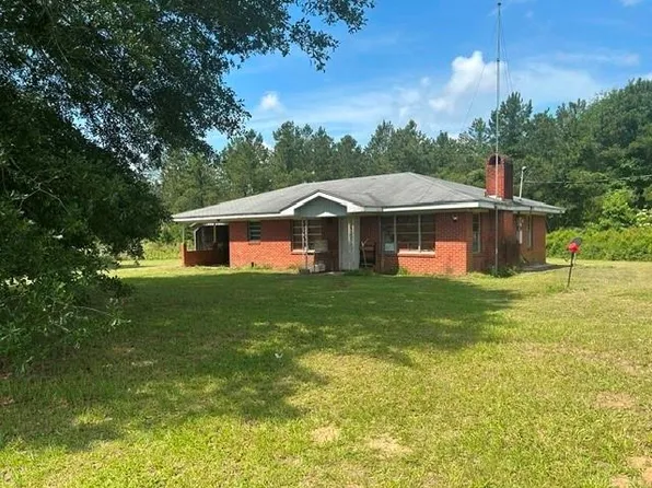 466 Highway 486, Campti, LA 71411