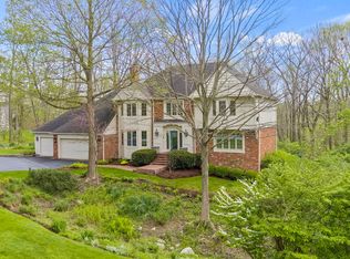 885 Sugarbush Rdg, Zionsville, IN 46077