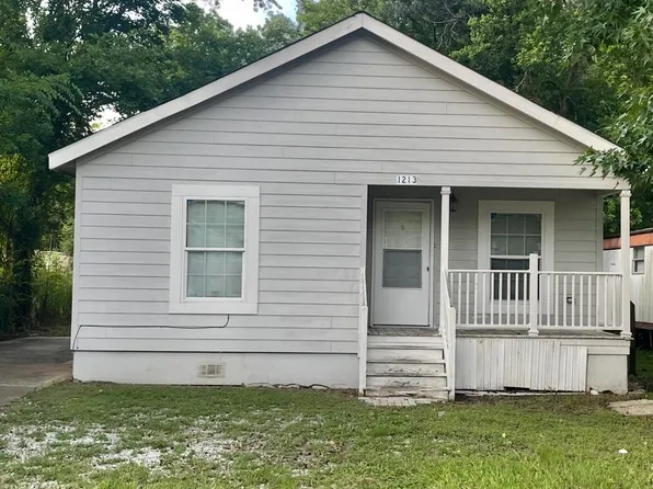 1213 Martin Luther King Dr, Ville Platte, LA 70586