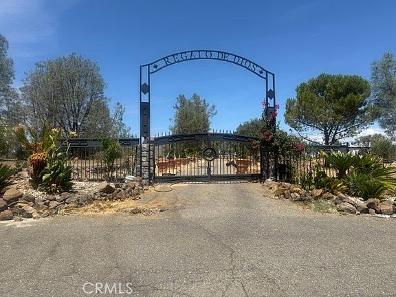 3rd image of 13624 Autumn Ln