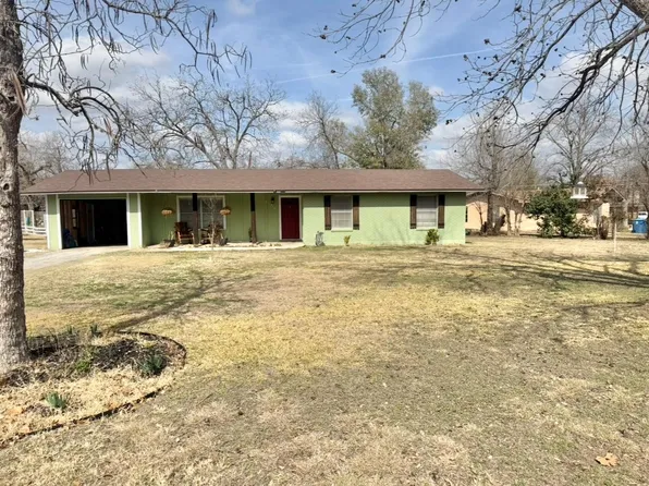 612 Cardinal St, Elgin, TX 78621