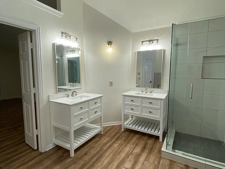 4644 Booth Dr — Photo 34